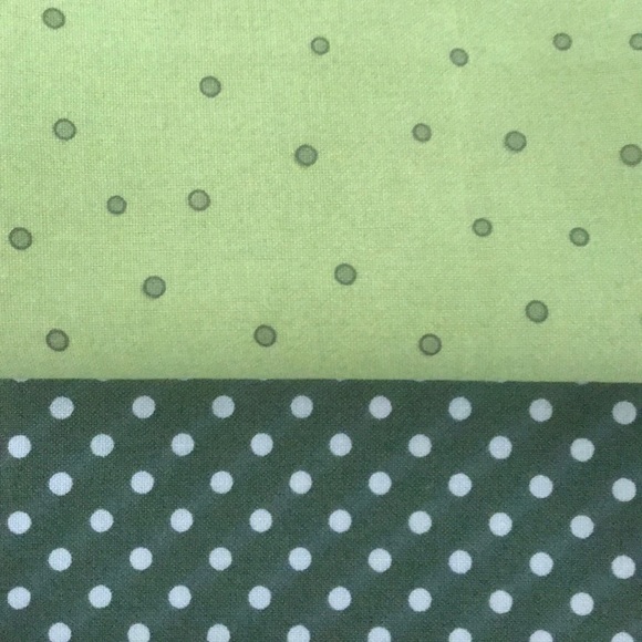 Quilting Cotton Fabric FQ bundle 3 yards total - Picture 4 of 7